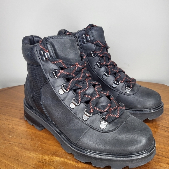 Sorel Black and Red High-Top Boots with Durable Soles - Picture 1 of 7